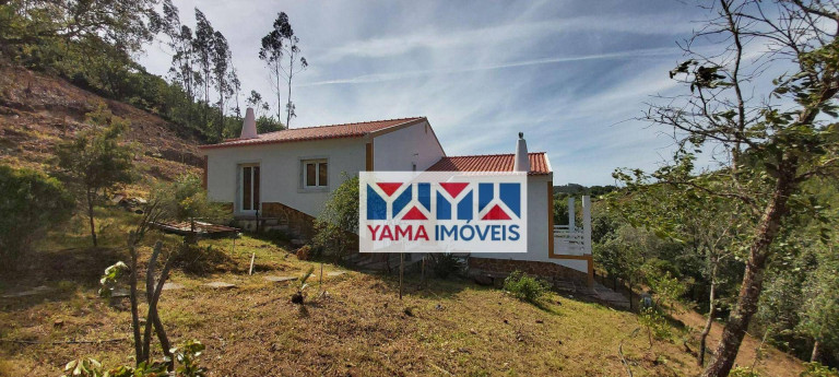 Imagem Casa com 4 Quartos à Venda, 220 m² em Lisboa - Lisboa Imagem Casa com 4 Quartos à Venda, 220 m² em Lisboa - Lisboa