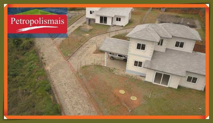 Imagem Casa com 3 Quartos à Venda, 203 m² em Nogueira - Petrópolis Imagem Casa com 3 Quartos à Venda, 203 m² em Nogueira - Petrópolis