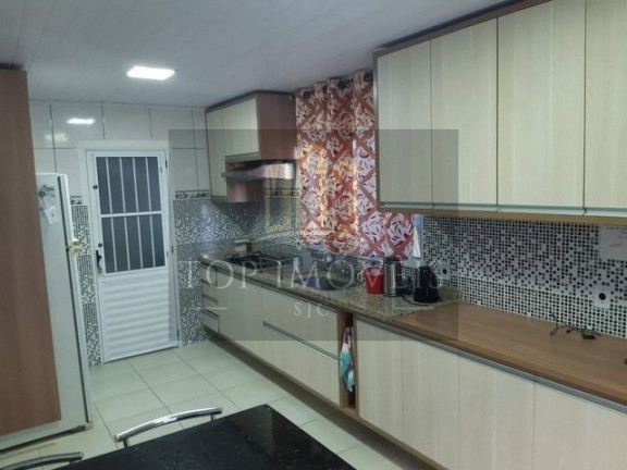 Imagem Sobrado com 3 Quartos à Venda, 175 m² em Conjunto Residencial Dom Pedro I - São José Dos Campos Imagem Sobrado com 3 Quartos à Venda, 175 m² em Conjunto Residencial Dom Pedro I - São José Dos Campos