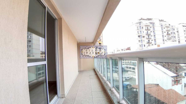 Imagem Cobertura com 4 Quartos à Venda, 355 m² em Grajaú - Rio De Janeiro Imagem Cobertura com 4 Quartos à Venda, 355 m² em Grajaú - Rio De Janeiro