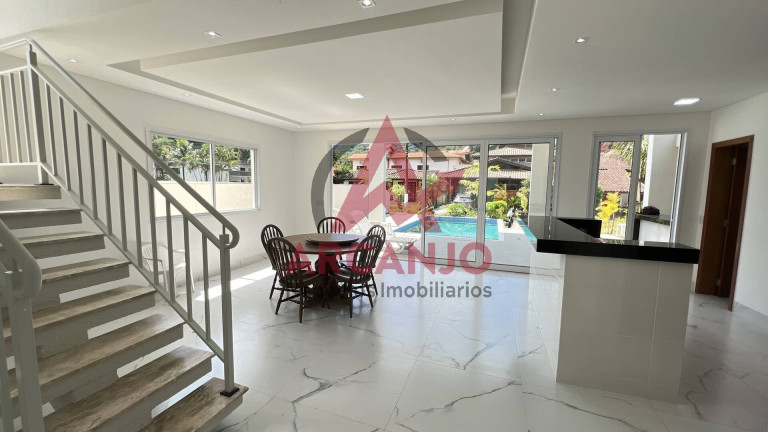 Imagem Casa com 4 Quartos à Venda, 360 m² em Horto Florestal - Ubatuba