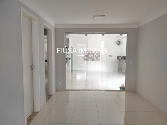 Imagem Casa com 3 Quartos à Venda, em Jardim Guaporé - Ribeirão Preto Imagem Casa com 3 Quartos à Venda, em Jardim Guaporé - Ribeirão Preto