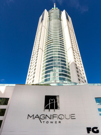 Imagem Imóvel com 3 Quartos à Venda, 212 m² em Barra Sul - Balneário Camboriú Imagem Imóvel com 3 Quartos à Venda, 212 m² em Barra Sul - Balneário Camboriú