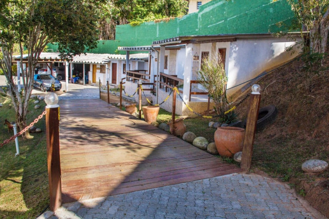 Imagem Imóvel com 18 Quartos à Venda, 980 m² em Iucas - Teresópolis Imagem Imóvel com 18 Quartos à Venda, 980 m² em Iucas - Teresópolis