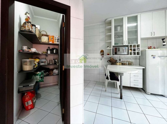 Imagem Casa de Condomínio com 3 Quartos à Venda, 361 m² em Granja Viana - Cotia
