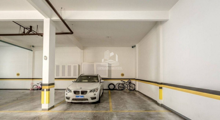 Imagem Apartamento com 3 Quartos à Venda, 122 m² em Centro - Balneário Camboriú Imagem Apartamento com 3 Quartos à Venda, 122 m² em Centro - Balneário Camboriú