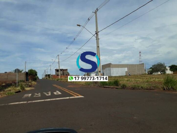 Imagem Terreno à Venda, 300 m² em Centro - Ouroeste Imagem Terreno à Venda, 300 m² em Centro - Ouroeste