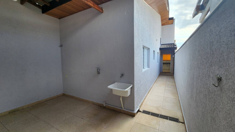 Imagem Casa com 2 Quartos à Venda, 125 m² em Residencial Estoril - Taubaté Imagem Casa com 2 Quartos à Venda, 125 m² em Residencial Estoril - Taubaté