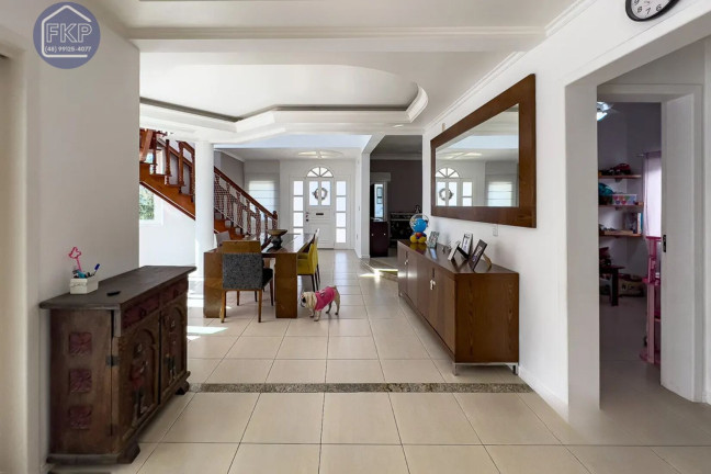 Imagem Casa com 6 Quartos à Venda, 317 m² em Dom Bosco - Itajaí Imagem Casa com 6 Quartos à Venda, 317 m² em Dom Bosco - Itajaí