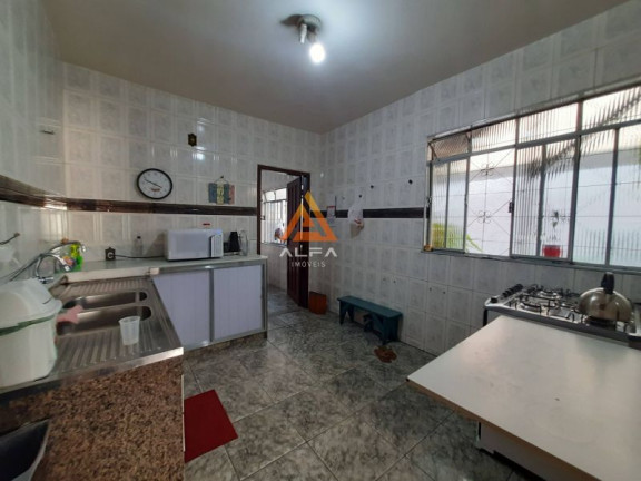 Imagem Casa com 6 Quartos à Venda, 96 m² Imagem Casa com 6 Quartos à Venda, 96 m²