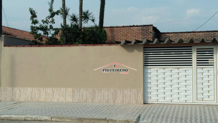 Casa com 3 Quartos à Venda, 95 m² em Maracanã - Praia Grande