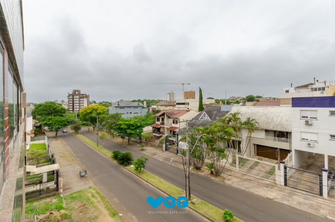 Imagem Imóvel com 3 Quartos à Venda, 195 m² em Jardim Itu - Porto Alegre