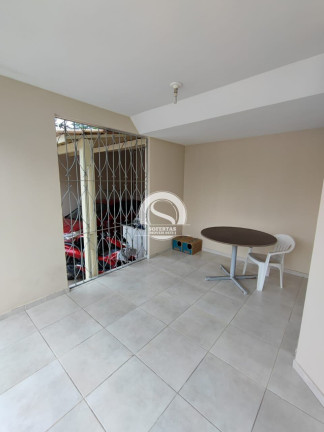 Imagem Casa com 4 Quartos à Venda, 223 m² Imagem Casa com 4 Quartos à Venda, 223 m²