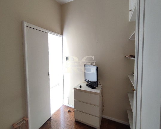 Imagem Apartamento com 2 Quartos à Venda, 62 m² em Copacabana - Rio De Janeiro