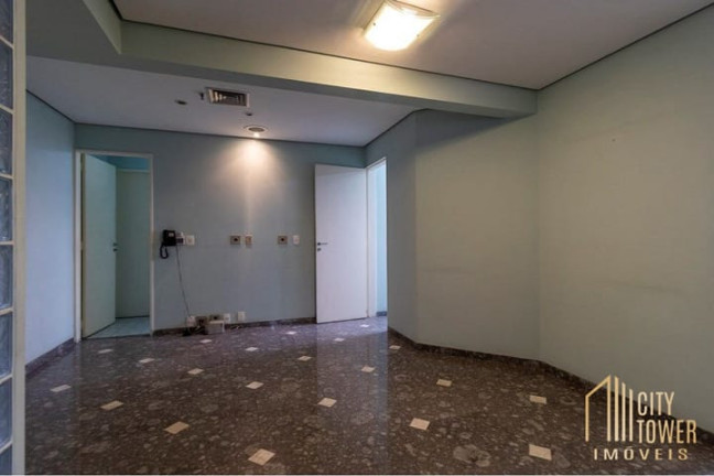 Sala Comercial à Venda, 72 m² em Vila Mariana - São Paulo
