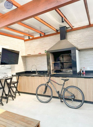 Imagem Casa com 3 Quartos à Venda, 224 m² em Ingleses Norte - Florianópolis