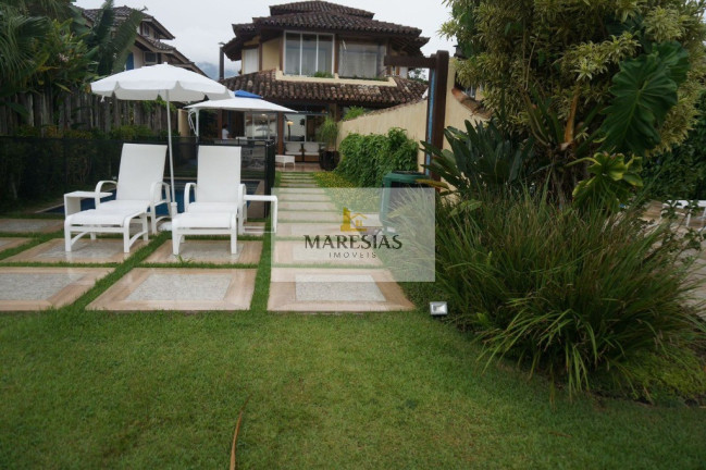 Imagem Casa com 4 Quartos à Venda, 345 m² em Camburi - São Sebastião Imagem Casa com 4 Quartos à Venda, 345 m² em Camburi - São Sebastião