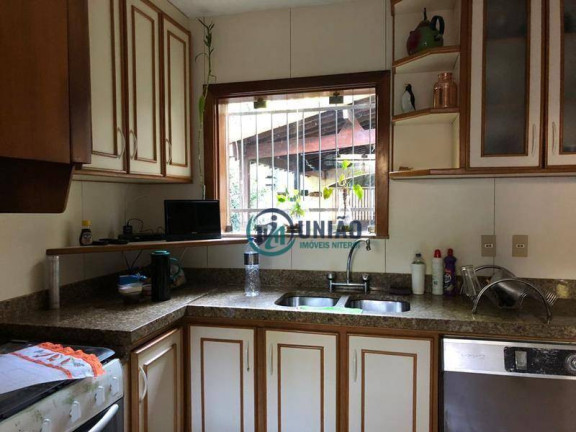 Imagem Casa com 4 Quartos à Venda, 485 m² em Itacoatiara - Niterói