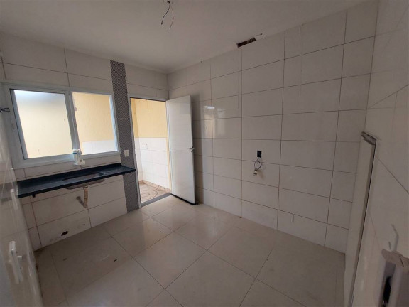 Imagem Sobrado com 2 Quartos à Venda, 50 m² em Maracanã - Praia Grande Imagem Sobrado com 2 Quartos à Venda, 50 m² em Maracanã - Praia Grande