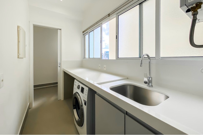 Imagem Imóvel com 2 Quartos à Venda, 126 m² em Moema - São Paulo Imagem Imóvel com 2 Quartos à Venda, 126 m² em Moema - São Paulo