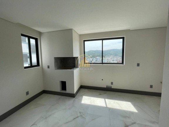 Imagem Apartamento com 3 Quartos à Venda, 130 m² em Centro - Balneário Camboriú