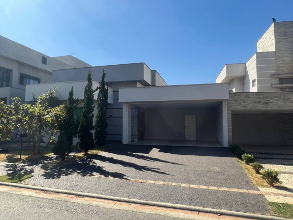 Casa com 4 Quartos à Venda, 230 m² em Jardins Verona - Goiânia