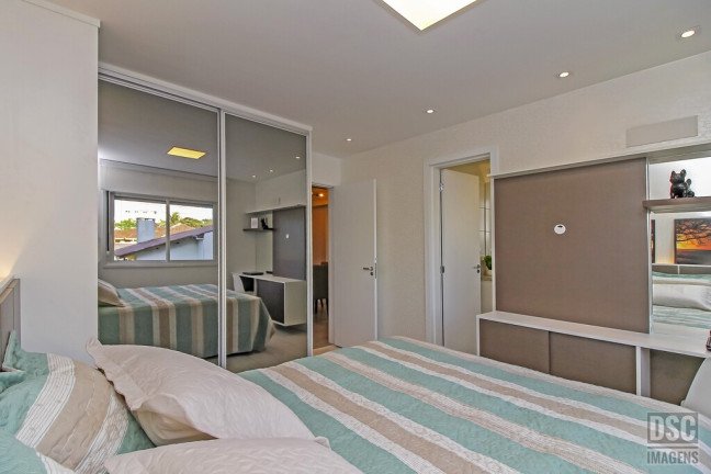 Imagem Apartamento com 2 Quartos à Venda, 74 m² em Passo Da Areia - Porto Alegre