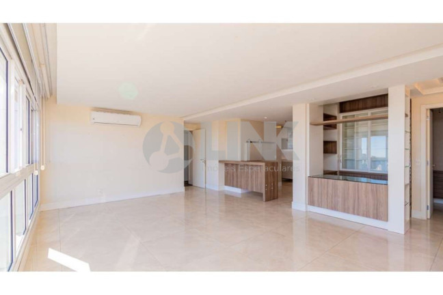 Imagem Apartamento com 3 Quartos à Venda, 126 m² em Petrópolis - Porto Alegre Imagem Apartamento com 3 Quartos à Venda, 126 m² em Petrópolis - Porto Alegre