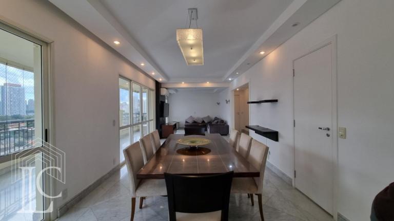 Apartamento com 3 Quartos à Venda, 198 m² em Brooklin - São Paulo