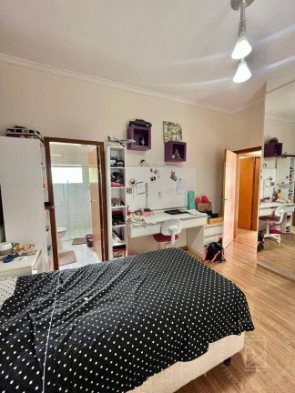 Imagem Casa com 3 Quartos à Venda, 240 m² em Loteamento Villa Branca - Jacareí Imagem Casa com 3 Quartos à Venda, 240 m² em Loteamento Villa Branca - Jacareí