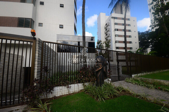 Imagem Apartamento com 4 Quartos à Venda, 140 m² em Monteiro - Recife