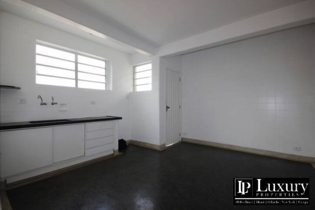 Imagem Casa com 3 Quartos à Venda, 380 m² em Pacaembu - São Paulo Imagem Casa com 3 Quartos à Venda, 380 m² em Pacaembu - São Paulo