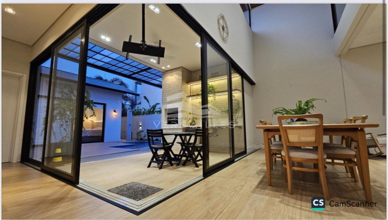 Imagem Casa com 3 Quartos à Venda, 258 m² em Aponia - Porto Velho Imagem Casa com 3 Quartos à Venda, 258 m² em Aponia - Porto Velho