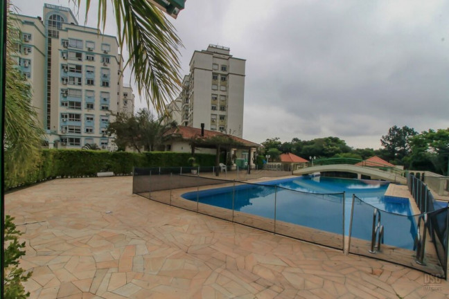 Imagem Imóvel com 2 Quartos à Venda, 71 m² em Cavalhada - Porto Alegre Imagem Imóvel com 2 Quartos à Venda, 71 m² em Cavalhada - Porto Alegre