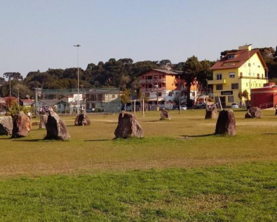 Imagem Imóvel com 2 Quartos à Venda, em Centro - Canela Imagem Imóvel com 2 Quartos à Venda, em Centro - Canela