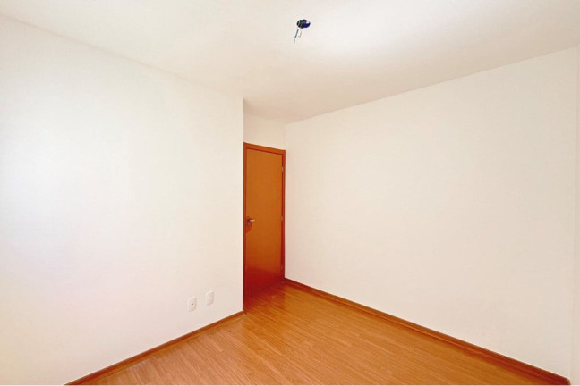 Imagem Imóvel com 2 Quartos à Venda, 40 m² em Restinga - Porto Alegre Imagem Imóvel com 2 Quartos à Venda, 40 m² em Restinga - Porto Alegre