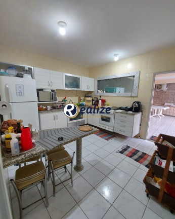Imagem Casa com 5 Quartos à Venda, 500 m² em Ipiranga - Guarapari Imagem Casa com 5 Quartos à Venda, 500 m² em Ipiranga - Guarapari