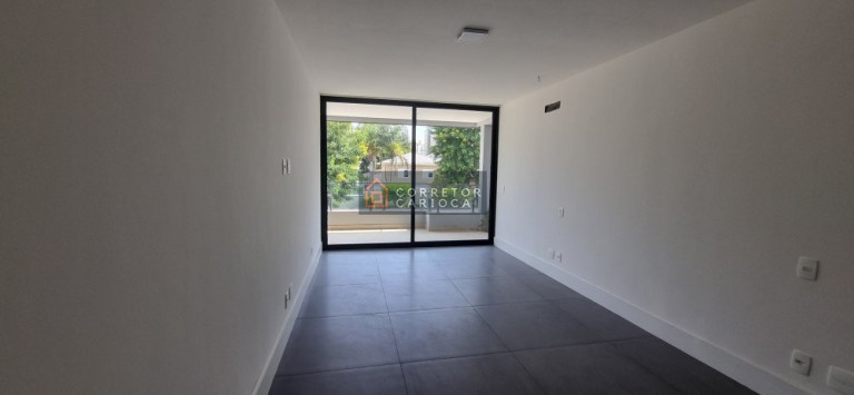 Imagem Casa com 4 Quartos à Venda, 350 m² em Barra Da Tijuca - Rio De Janeiro Imagem Casa com 4 Quartos à Venda, 350 m² em Barra Da Tijuca - Rio De Janeiro