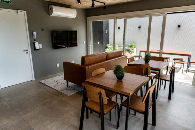 Imagem Apartamento com 2 Quartos à Venda, 80 m² em Jardim Europa - Porto Alegre