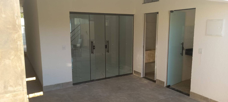 Imagem Sobrado com 3 Quartos à Venda, 168 m² em Eldorado - Anápolis Imagem Sobrado com 3 Quartos à Venda, 168 m² em Eldorado - Anápolis