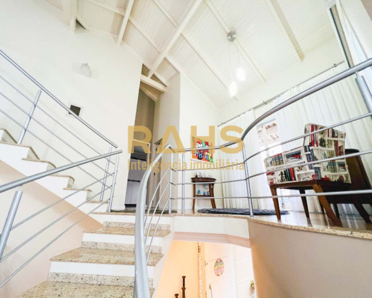 Imagem Casa com 4 Quartos à Venda, 226 m² em Costa E Silva - Joinville Imagem Casa com 4 Quartos à Venda, 226 m² em Costa E Silva - Joinville