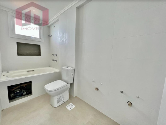 Imagem Imóvel com 3 Quartos à Venda, 1 m²