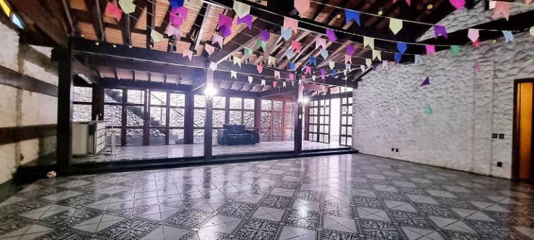 Imagem Casa com 4 Quartos à Venda, 800 m² em Freguesia - Rio De Janeiro