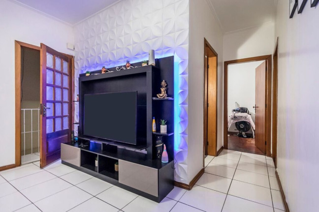 Imagem Imóvel com 2 Quartos à Venda, 64 m² em Menino Deus - Porto Alegre Imagem Imóvel com 2 Quartos à Venda, 64 m² em Menino Deus - Porto Alegre