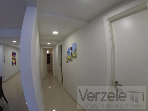 Imagem Apartamento com 4 Quartos para Temporada, 180 m² em Centro - Balneário Camboriú Imagem Apartamento com 4 Quartos para Temporada, 180 m² em Centro - Balneário Camboriú