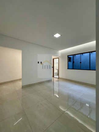 Imagem Casa com 3 Quartos à Venda, 199 m² em Setor Faiçalville - Goiânia