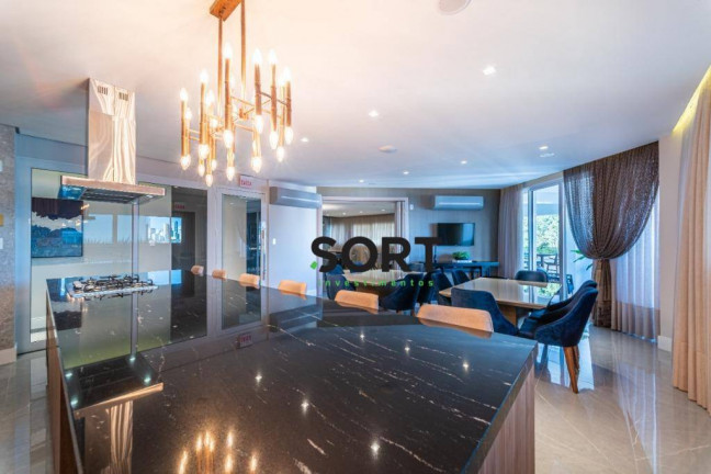 Imagem Apartamento com 3 Quartos à Venda, 158 m² em Pioneiros - Balneário Camboriú
