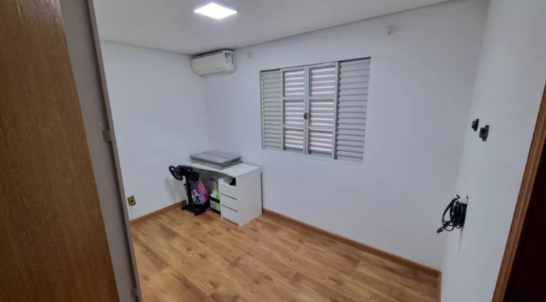 Imagem Casa com 3 Quartos à Venda, 128 m² em Jardim Vergueiro (sacomã) - São Paulo