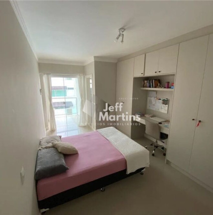 Imagem Casa com 3 Quartos à Venda, 187 m² em Praia Dos Amores - Balneário Camboriú Imagem Casa com 3 Quartos à Venda, 187 m² em Praia Dos Amores - Balneário Camboriú