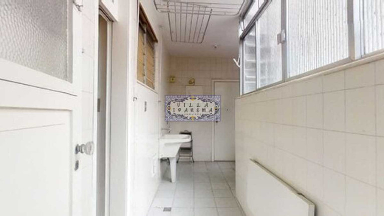 Imagem Apartamento com 4 Quartos à Venda, 155 m² em Lagoa - Rio De Janeiro Imagem Apartamento com 4 Quartos à Venda, 155 m² em Lagoa - Rio De Janeiro